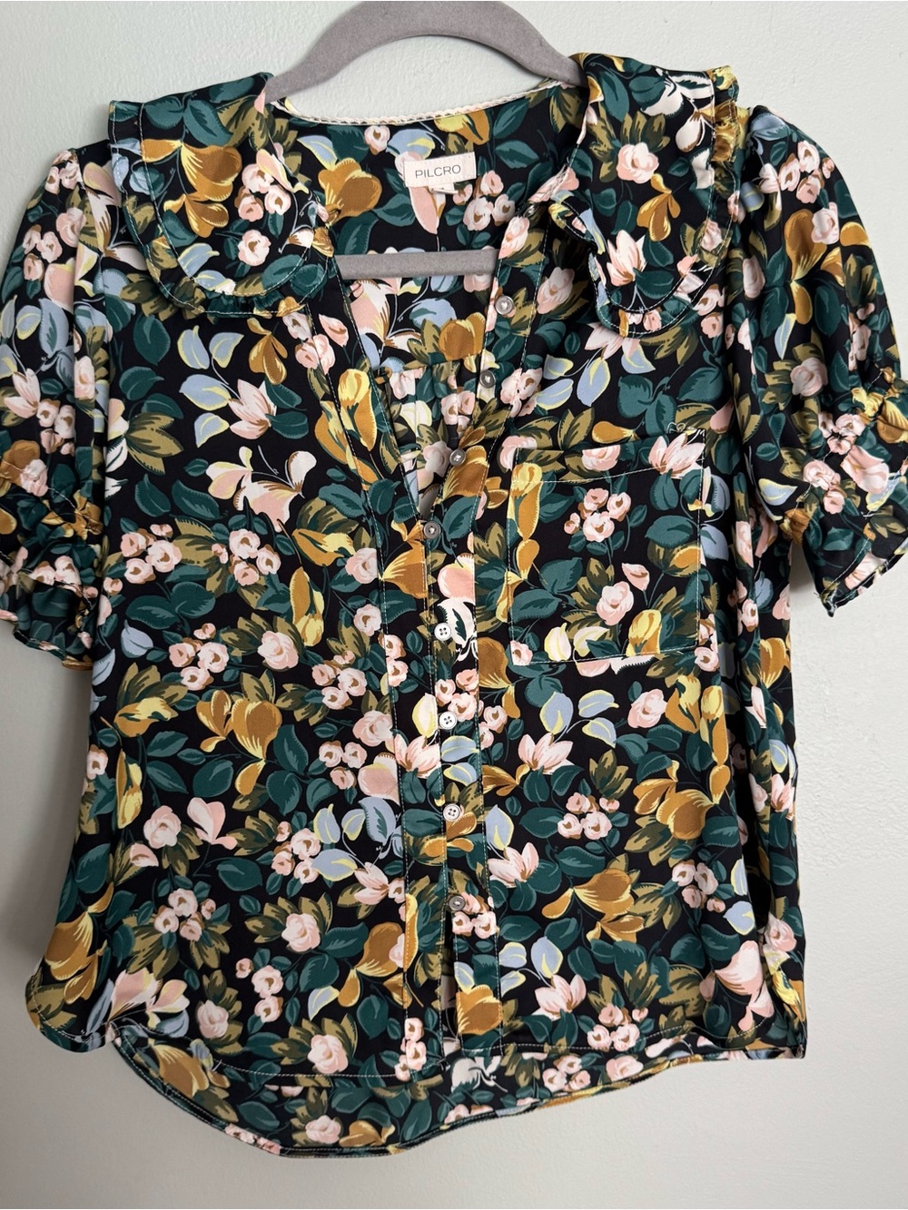 ANTHROPOLOGIE Pilcro Keira Floral Button-Front Blouse in Dark Green Multicolo